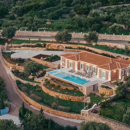 빌라 Archontiko Stoufi Luxury Skinária