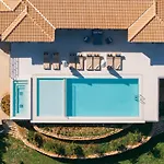 Archontiko Stoufi, An Authentic Seaview Retreat, By Thinkvilla Vilă *